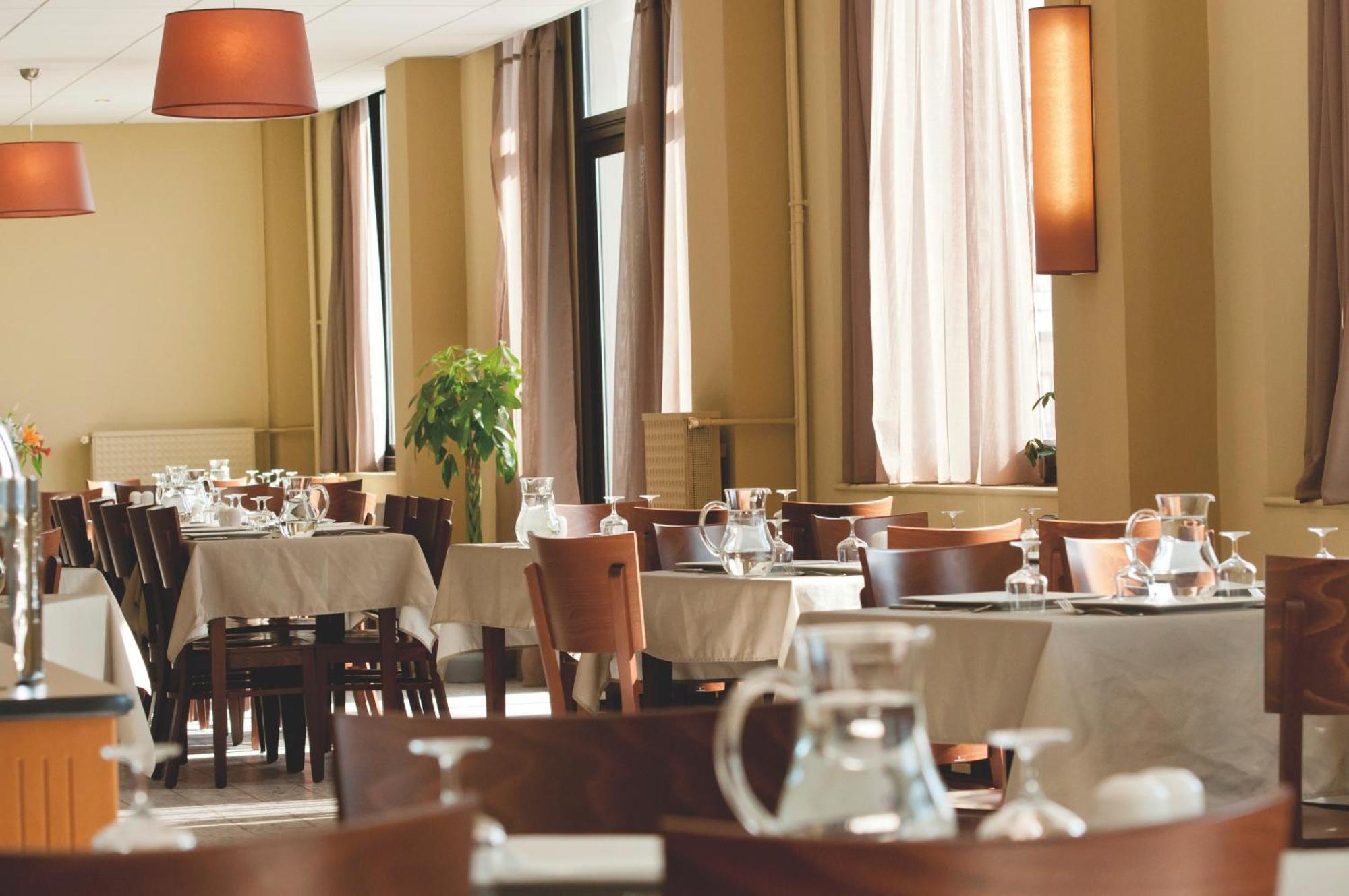 Vtf Le Grand Hotel Монженевр Экстерьер фото